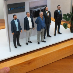 Kurumsal Cam Fanuslu Fotoğraftan Tasarım