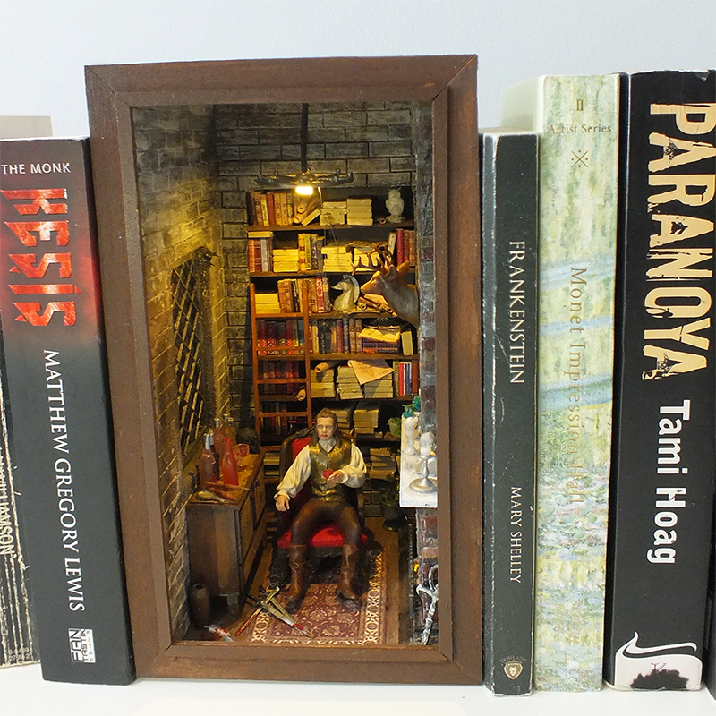 Vampirle görüşme Book Nook Reçine figürlü