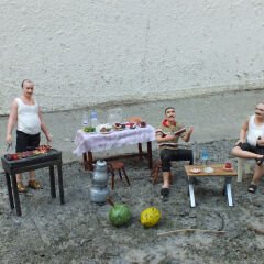 Kamyoncu Dayılar piknikte 3 lü Reçine Figür seti 1.18 Ölçekli