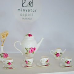 Minyatür Kraliyet Çay Seti - Seramik görünümlü Reçine Set 1.12 ölçek
