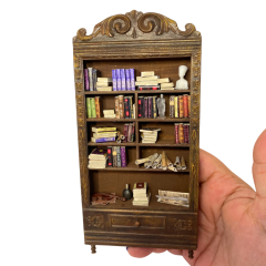 Minyatür Antika Kitaplık