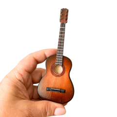 Minyatür Gitar