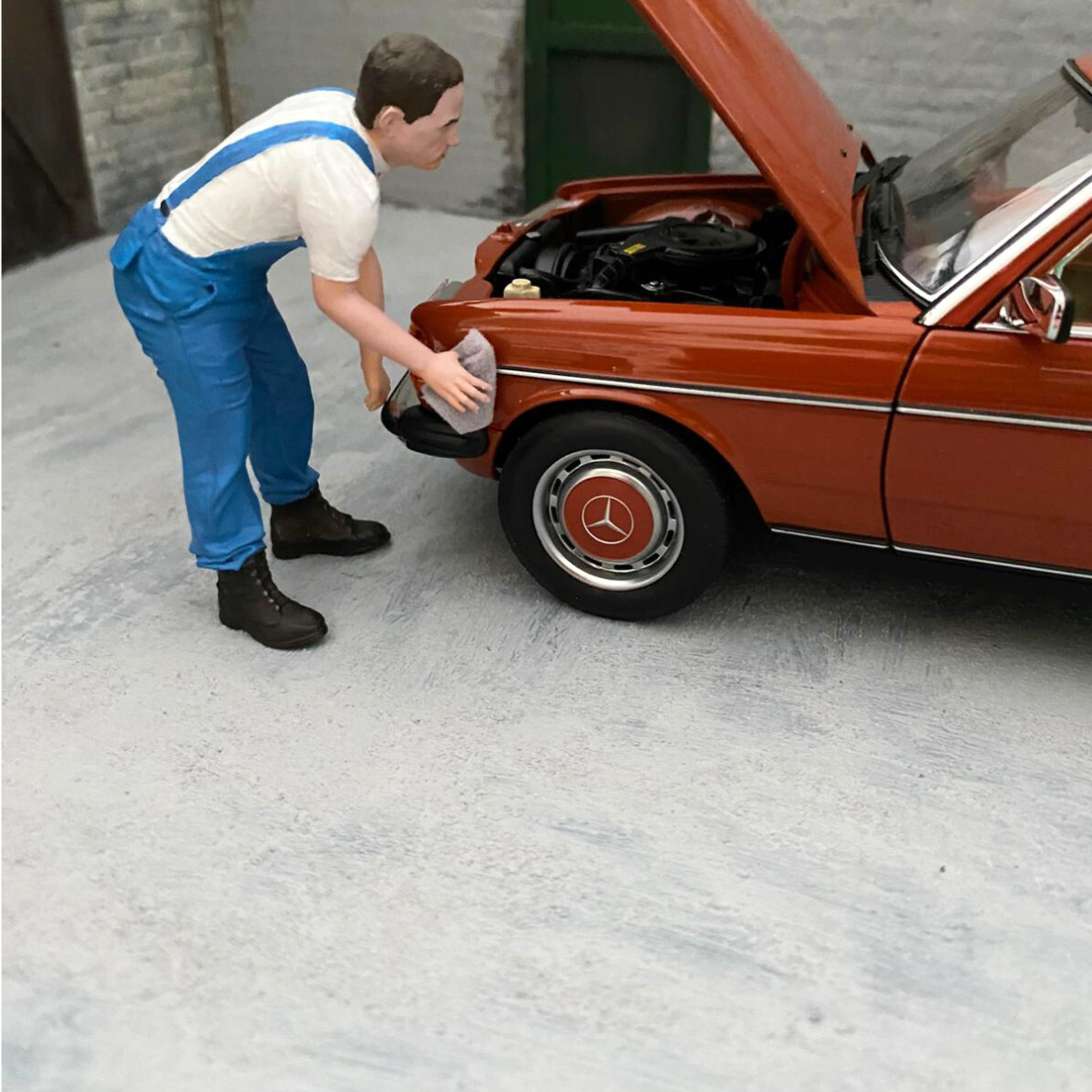 1.18 ölçekli Diecast Tamirci-Araba Silen-3d Reçine figür