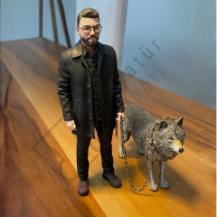Fotoğraftan Kişiye Özel Erkek ve Kurt Figürü – Özel Tasarım Reçine Biblo