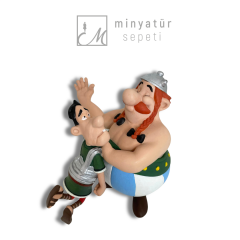 Obeliks ve Romalı asker Figür Seti