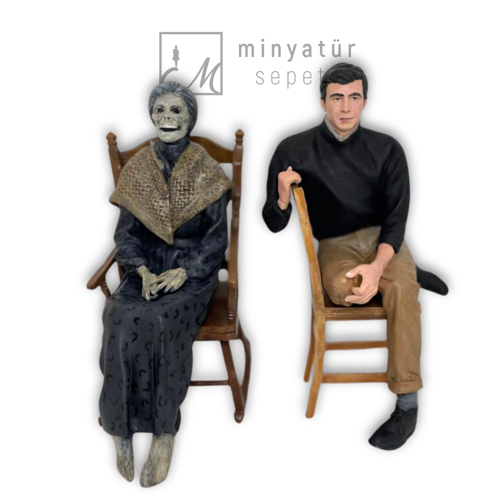 Norma ve Norman Bates 1.10 ölçekli 2 Lİ SET