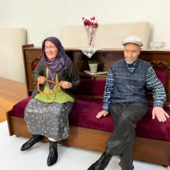 Yaşlı Çift Fotoğraftan Kişi
